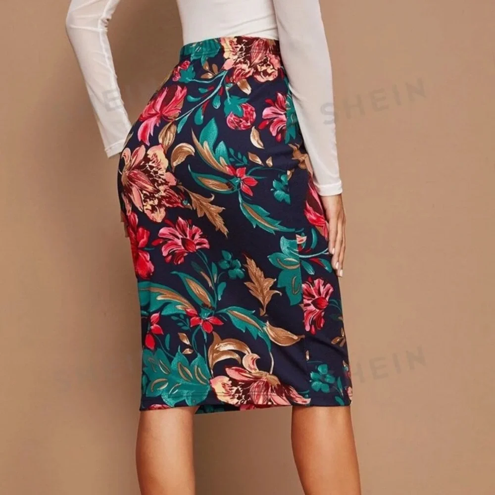 Floral pencil skirt